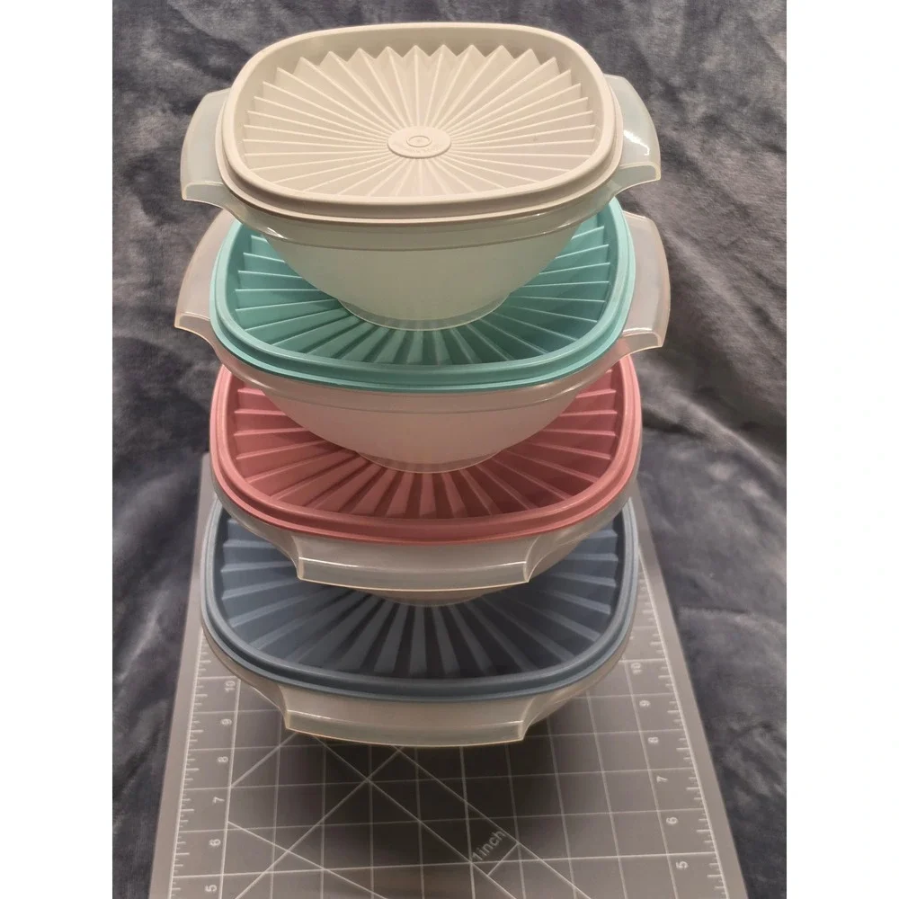 Tupperware Servalier Nesting Bowl Set 4pc Pastel Sunburst Lid Pink Blue Gray